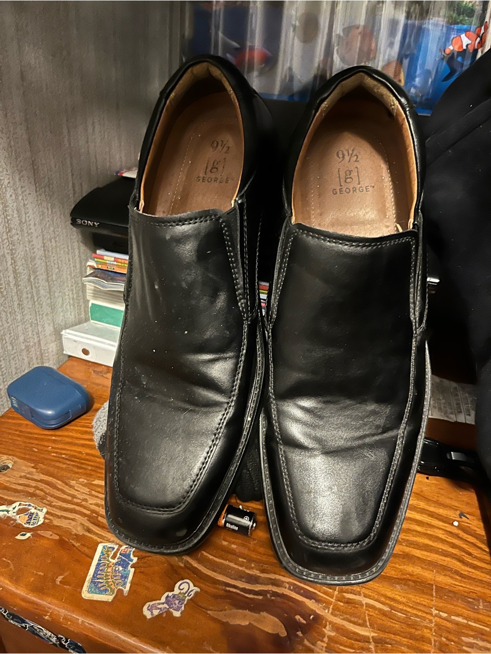 Skechers Men’s Black Slip-On Leather Loafers